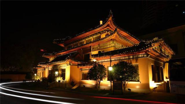 南京钟山宾馆(江苏省会议中心)